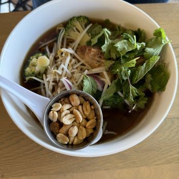 Monkeypod Kitchen - New American Near Me - Lahaina, Hawaii