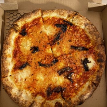 Robert's Pizza and Dough - Caramelized Onion Pizza - Pizza Near Me - Chicago, Illinois