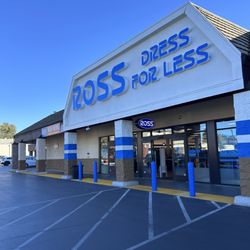 Ross Dress For Less - Outside