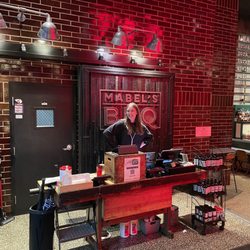 Mabel's BBQ - The amazing staff