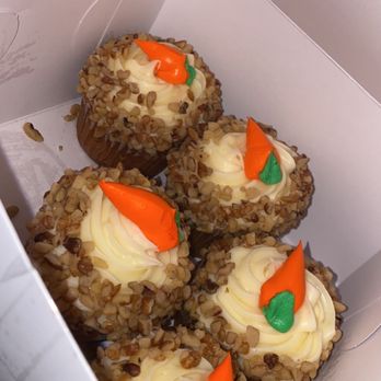 Calandra’s Bakery - Carrot Cupcakes - Bakeries Near Me - Fairfield, New Jersey