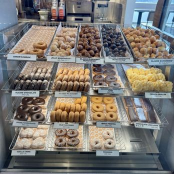 Dunkin' - Donuts - Donuts Near Me - Maplewood, Minnesota Dunkin' - Donuts - Donuts Near Me - Maplewood, Minnesota