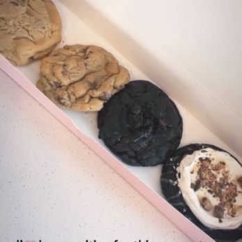 Crumbl - Costa Mesa - Mystery peanut butter, chocolate chip, double fudge brownie, chocolate toffee cake - Bakeries Near Me - Costa Mesa, California