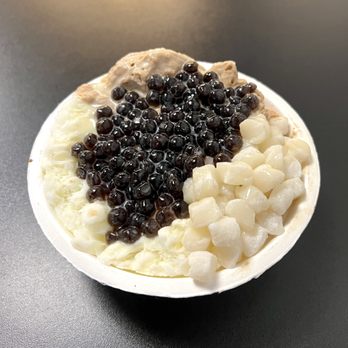Zen Cafe Treats - Lychee and Milk Tea Shaved Snow with Tapioca Boba, Mochi, and Condensed Milk Drizzle - Desserts Near Me - Richmond, Virginia Zen Cafe Treats - Lychee and Milk Tea Shaved Snow with Tapioca Boba, Mochi, and Condensed Milk Drizzle - Desserts Near Me - Richmond, Virginia