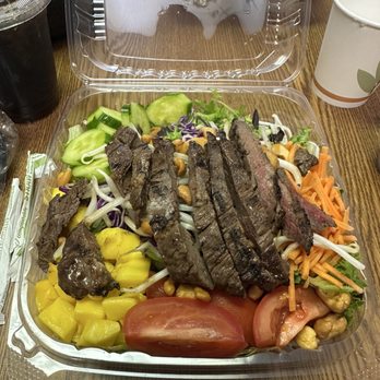 Tower Cafe - Thai Steak Salad - absolutely DELICIOUS - Breakfast & Brunch Near Me - Sacramento, California