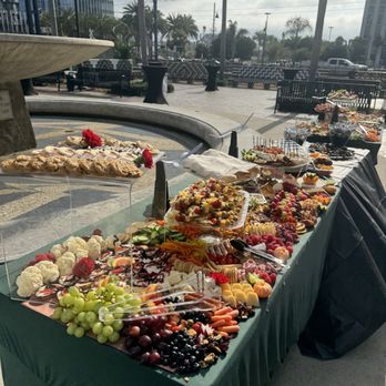 Brie & Burrata - Caterers Near Me Brie & Burrata - Caterers Near Me