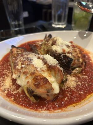 Lala's In The Lakes by null