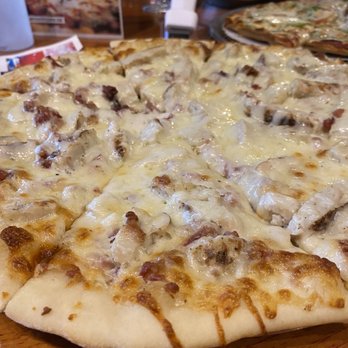 Front Street Pizza Pub - Chicken, bacon ranch - Sports Bars Near Me - Niles, Michigan Front Street Pizza Pub - Chicken, bacon ranch - Sports Bars Near Me - Niles, Michigan
