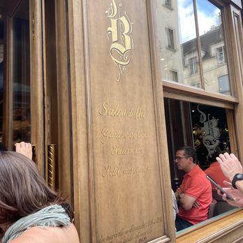 Berthillon - Ice Cream & Frozen Yogurt Near Me - Paris, 75 Berthillon - Ice Cream & Frozen Yogurt Near Me - Paris, 75