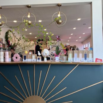 Rainbeau Jo's - Inside - Coffee & Tea Near Me - Lihue, Hawaii