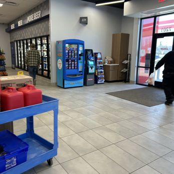 RaceTrac - Gas Stations Near Me - Louisville, Kentucky