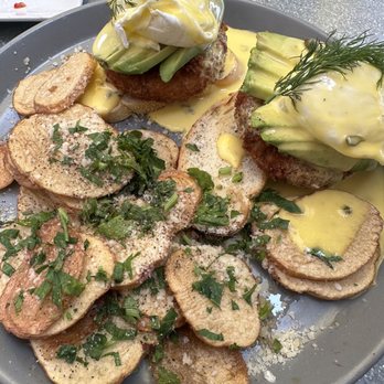 Toast - Crab Cake Benedict - Breakfast & Brunch Near Me - Temecula, California Toast - Crab Cake Benedict - Breakfast & Brunch Near Me - Temecula, California
