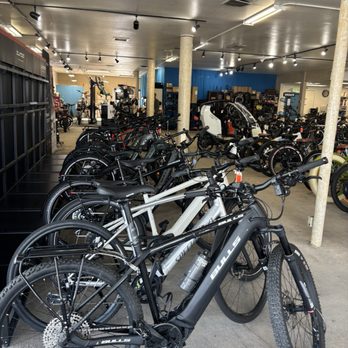 ELV Motors - They have a great variety of bikes, and the service is excellent. - Bikes Near Me - Santa Clara, California ELV Motors - They have a great variety of bikes, and the service is excellent. - Bikes Near Me - Santa Clara, California
