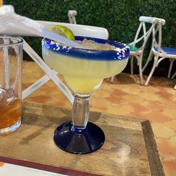 Las Fontanas on Walnut - Mexico City margarita on the rocks - Mexican Near Me - New Braunfels, Texas