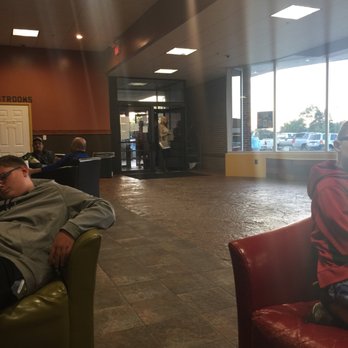 M-89 Cinema - Teeny place to sit and wait ! - Cinema Near Me - Plainwell, Michigan