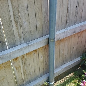 Gem Fencing - Here you can see where my old brackets were - Fences & Gates Near Me - Woonsocket, Rhode Island