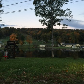Powder Ridge Mountain Park & Resort - Early morning training session - Mountain Biking Near Me - Middlefield, Connecticut