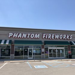 Phantom Fireworks of Castleton