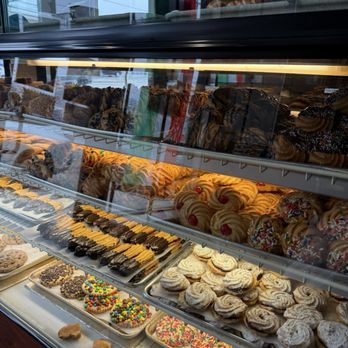 Capri Bakery - Bakeries Near Me - Seaford, New York