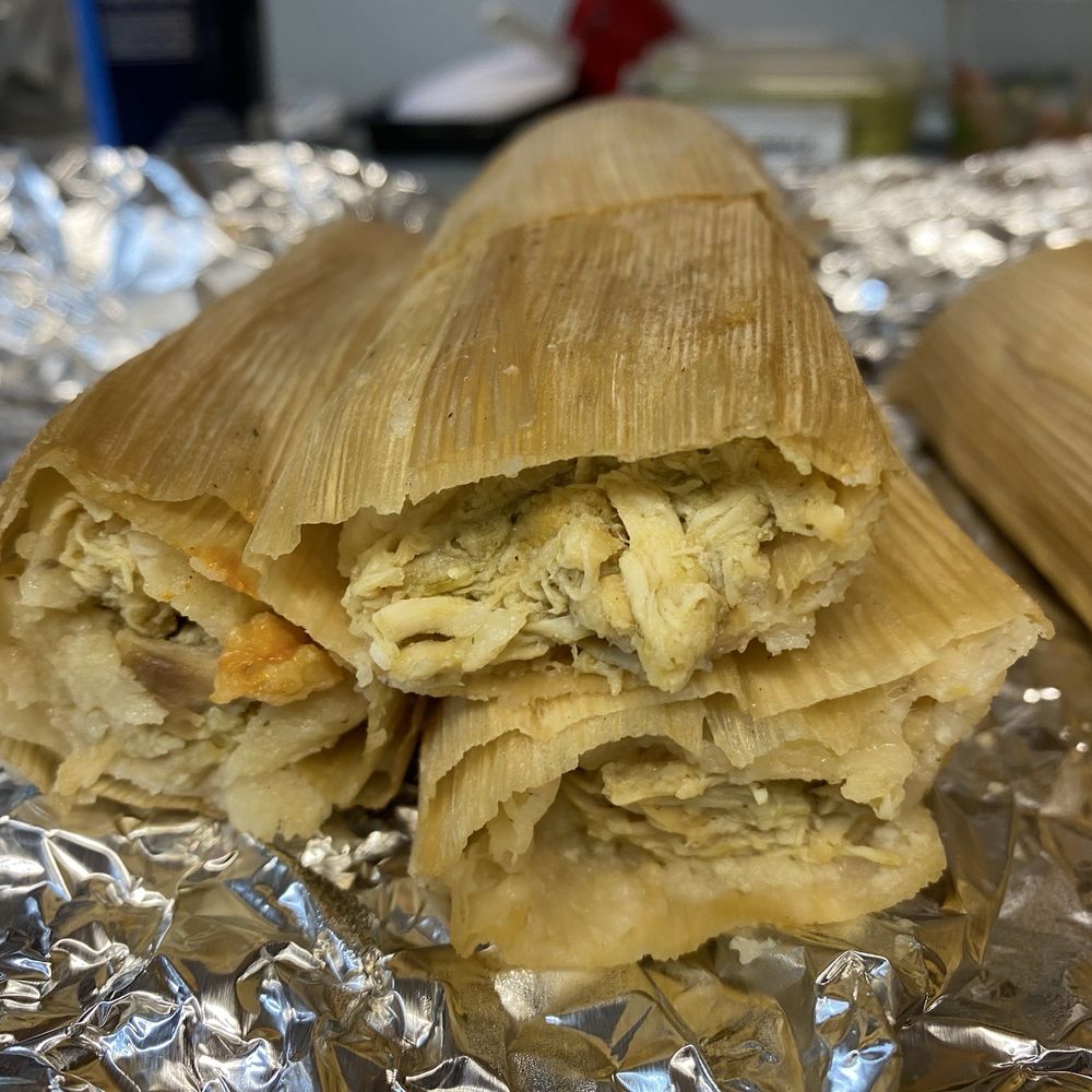 Vales Tamales - Chicken green salsa tamales - Food Trucks Near Me Vales Tamales - Chicken green salsa tamales - Food Trucks Near Me