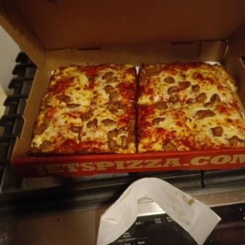 Jet's Pizza - Sausage Detroit style - Pizza Near Me - St Louis, Missouri Jet's Pizza - Sausage Detroit style - Pizza Near Me - St Louis, Missouri