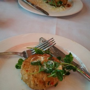 Hemenway's Restaurant - Seafood cakes - Seafood Near Me - Providence, Rhode Island