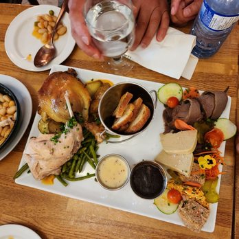 Le Lapin Sauté - French Near Me - Quebec City, Quebec Le Lapin Sauté - French Near Me - Quebec City, Quebec