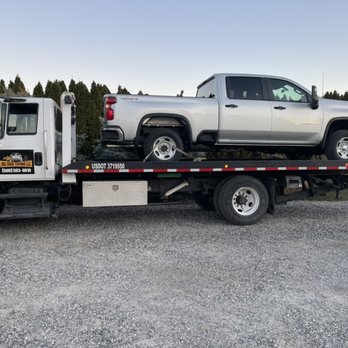 Big Dogs Towing - Towing 2500 Chevrolet - Towing Near Me Big Dogs Towing - Towing 2500 Chevrolet - Towing Near Me