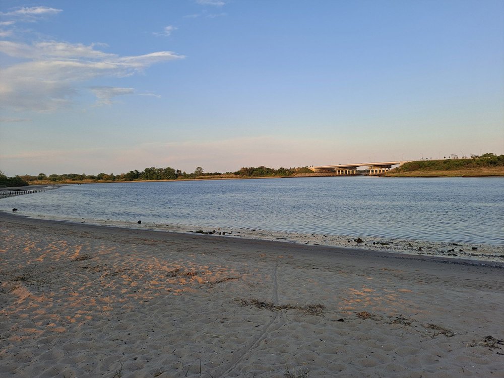 GERRITSEN BEACH PARK Updated August 2024 17 Photos 2957 Gerritsen