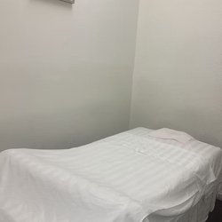 X H Massage
