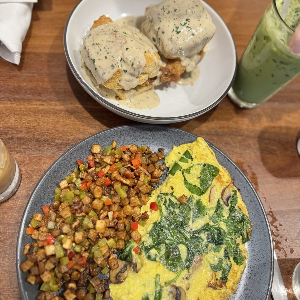 Dish Society - House Omelette & Chicken & Biscuits - Breakfast & Brunch Near Me - Houston, Texas Dish Society - House Omelette & Chicken & Biscuits - Breakfast & Brunch Near Me - Houston, Texas