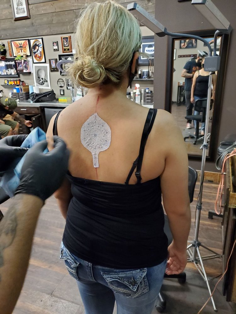 Dapper Ink Tattoo Logo