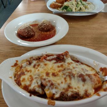 Antonio's Pizzeria Bridge Plz - Yummy!! - Pizza Near Me - Rosendale, New York