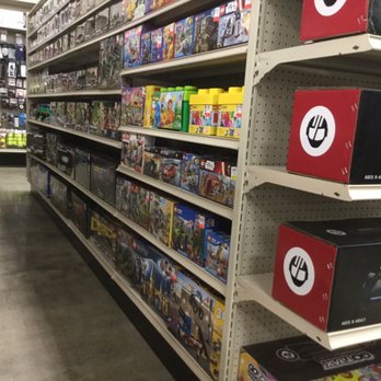 Dunham's Sports - Sporting Goods Near Me - Brookfield, Wisconsin