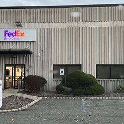 FedEx Ship Center