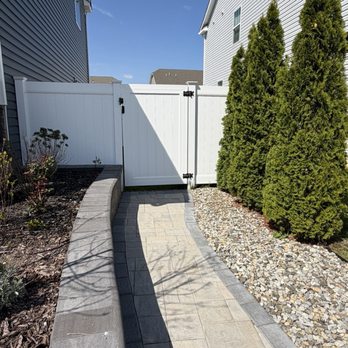 Coastal Fence - Gate - Fences & Gates Near Me Coastal Fence - Gate - Fences & Gates Near Me