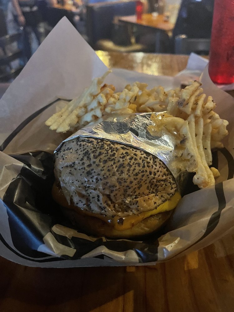 FINS PATIO BAR & GRILL 14 Photos & 43 Reviews American (Traditional