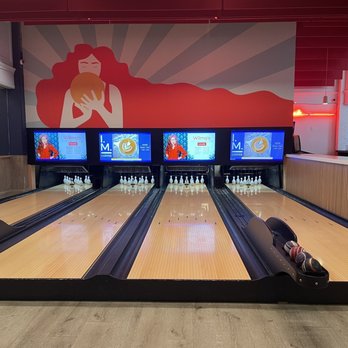 Wilma's - Mini Bowling Alley, seatings are available - Seafood Near Me - Wilmington, Delaware Wilma's - Mini Bowling Alley, seatings are available - Seafood Near Me - Wilmington, Delaware