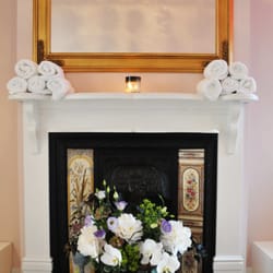 Polished - Nail And Wax Rooms