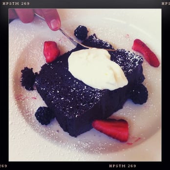 Memphis Cafe - Chocolate Cake - Southern Near Me - Costa Mesa, California