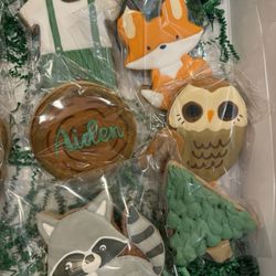 Baked by Betsy - Decorated cookies