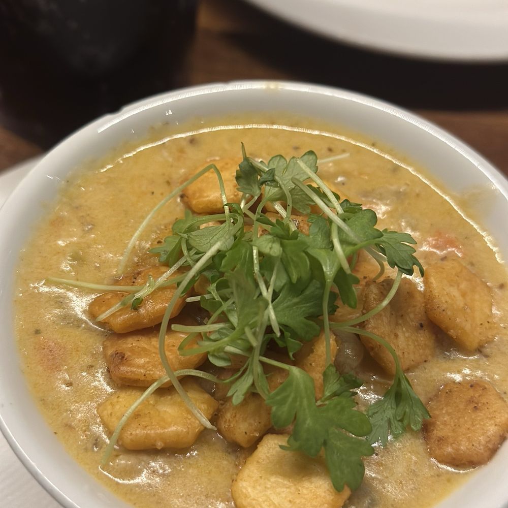 Dogfish Head Brewings & Eats - Crab corn chowder was delicious homemade crackers - American Near Me - Rehoboth Beach, Delaware Dogfish Head Brewings & Eats - Crab corn chowder was delicious homemade crackers - American Near Me - Rehoboth Beach, Delaware