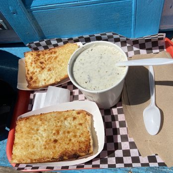 Novelli's Crab & Seafood - Large crab chowder and two of mom's garlic bread. Delicious and filling - Seafood Markets Near Me - Florence, Oregon Novelli's Crab & Seafood - Large crab chowder and two of mom's garlic bread. Delicious and filling - Seafood Markets Near Me - Florence, Oregon