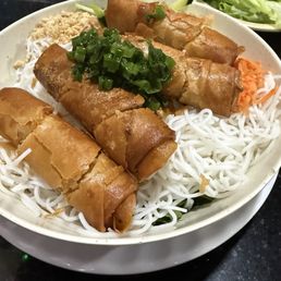 Vegetarian egg roll vermicelli