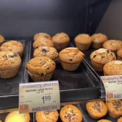 Star Market - See the blueberries? I like to sugar on top hehehe!