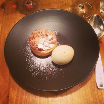 Abri - Délice aux pommes, caramel et glace vanille. - Sandwiches Near Me - Paris 10, 75
