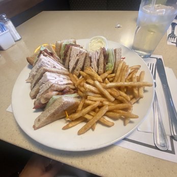 Central Diner & Grille - Turkey club (no tomato) and fries - Diners Near Me - Pittsburgh, Pennsylvania Central Diner & Grille - Turkey club (no tomato) and fries - Diners Near Me - Pittsburgh, Pennsylvania