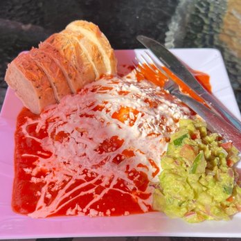 Les Amis - Huevos rancheros - Juice Bars & Smoothies Near Me - Playa del Carmen, ROO