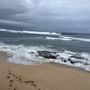 Hookipa Beach Park - Parks Near Me - Paia, Hawaii