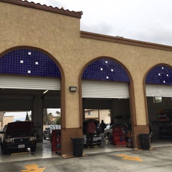 Lube Express - The shop - Oil Change Stations Near Me - Buena Park, California